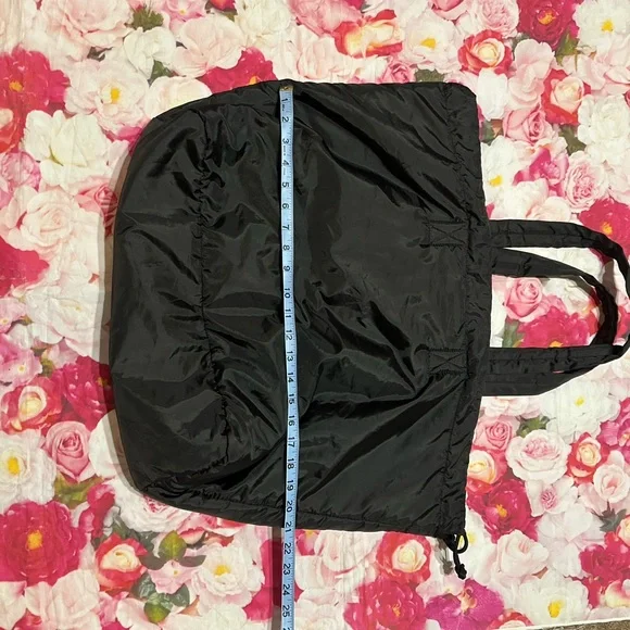 White House Black Market Nylon Bag - Picture 5 of 7